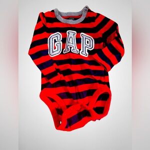 Gap onesie 12-18 months